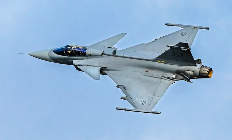 Suedia trimite avioane Gripen și nave de război în Finlanda